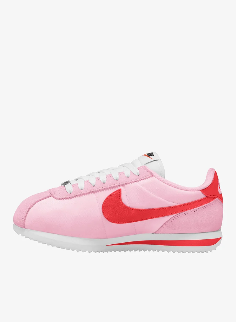 نايكي Cortez Txt